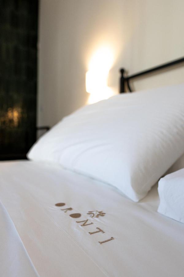 Oronti Accommodations Λέτσε Εξωτερικό φωτογραφία