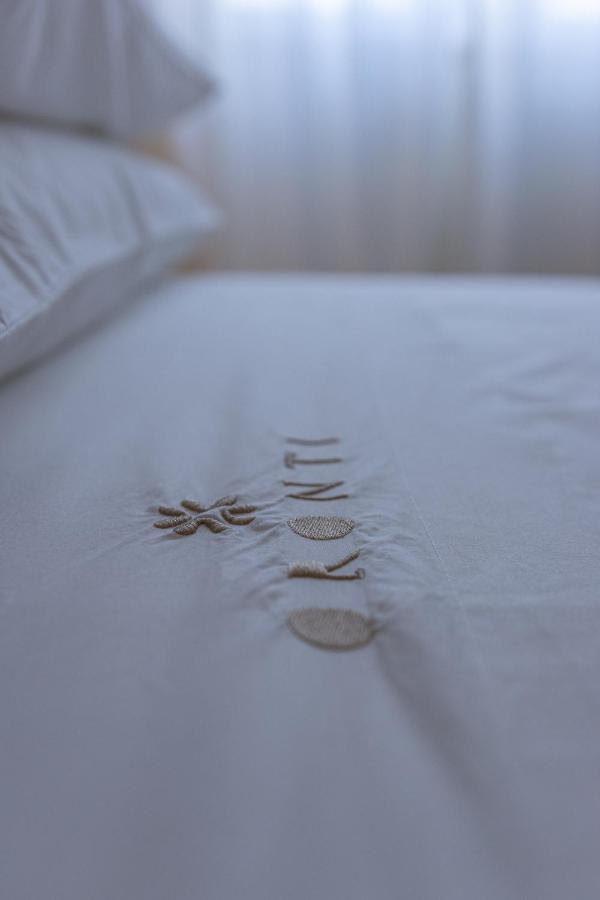 Oronti Accommodations Λέτσε Εξωτερικό φωτογραφία